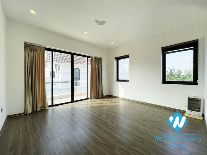 Pool villas for rent at Vinhome Riverside Long Bien Ha Noi